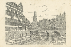 1350 Gezicht op de Oudegracht Weerdzijde te Utrecht met op de achtergrond de Domtoren.